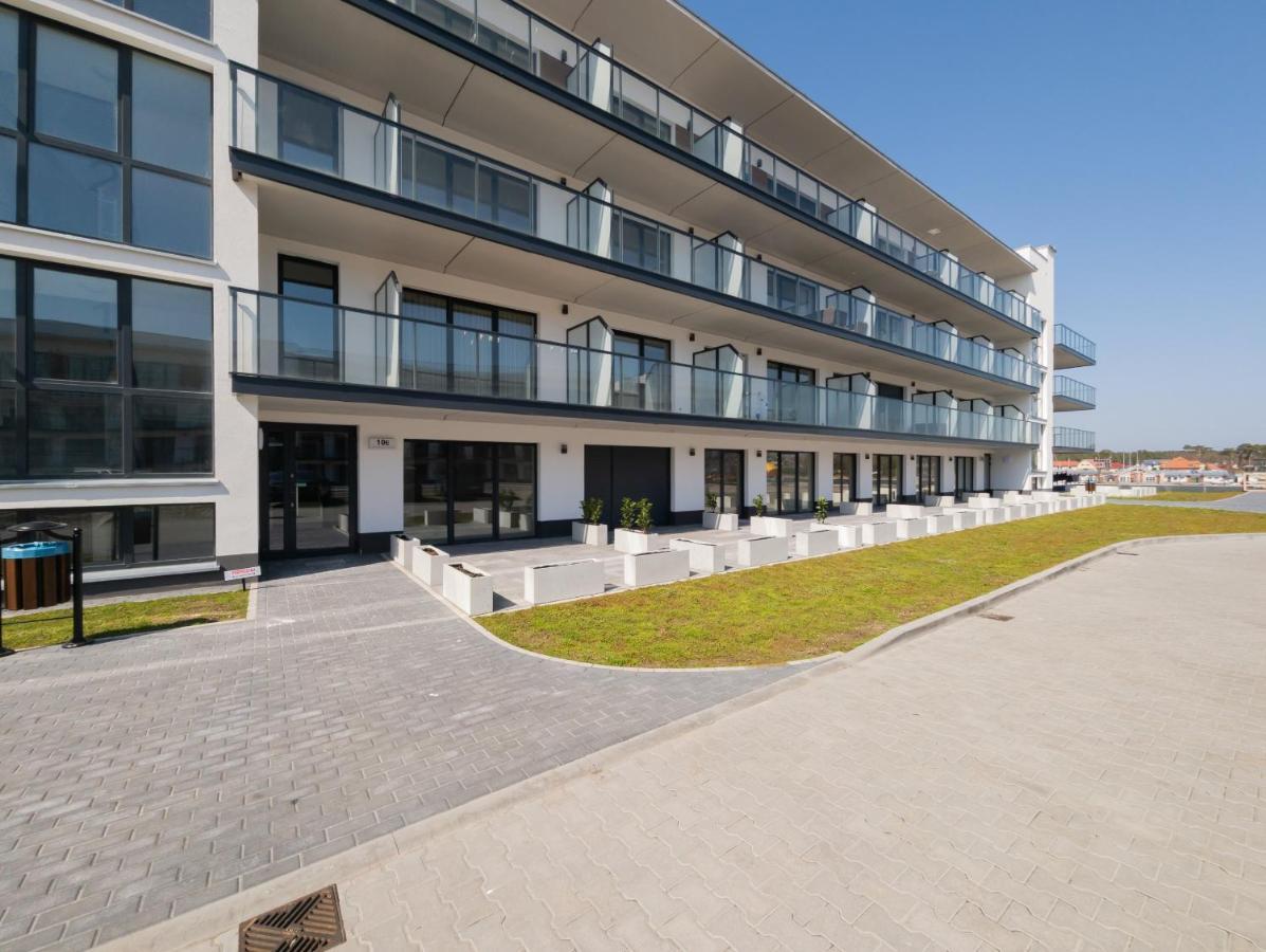 Wellness & Spa Resort Dziwnow Riverfront Apartments With Parking By Noclegi Renters Exterior photo